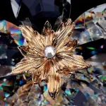 Реечный светильник с подвесками из ограненного хрусталя и рельефных стеклянных цветков EGEL LONG