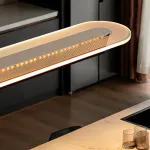 Линейный подвесной светильник с группой направленных точечных источников и плоским рассеивателем с радиусными краями FINBAR L158 от ImperiumLoft