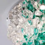 Серия потолочных люстр из подвесных элементов неправильной формы из цветного стекла на дисковом потолочном основании с точечными источниками света TIFFANI CH D100 от ImperiumLoft