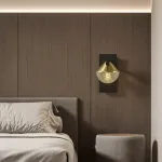 Настенный светильник с рельефным плафоном на коническом креплении EMBRET WALL от ImperiumLoft