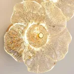 Серия настенных светильников с цветочным декором из стекла с эффектом «капель» на лепестках PAU DEW P3 ImperiumLoft