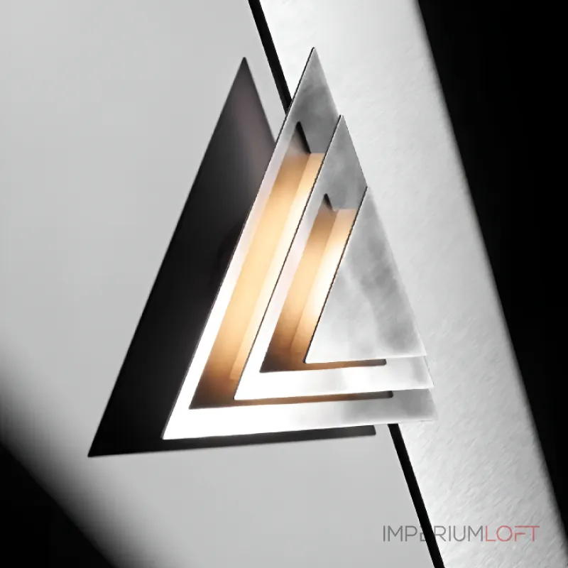 Настенный светильник с корпусом из треугольных пластин TRISTAN ImperiumLoft
