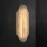 Серия светодиодных настенных светильников со ступенчатым корпусом из мраморных панелей CLABBE MARBLE H50 ImperiumLoft