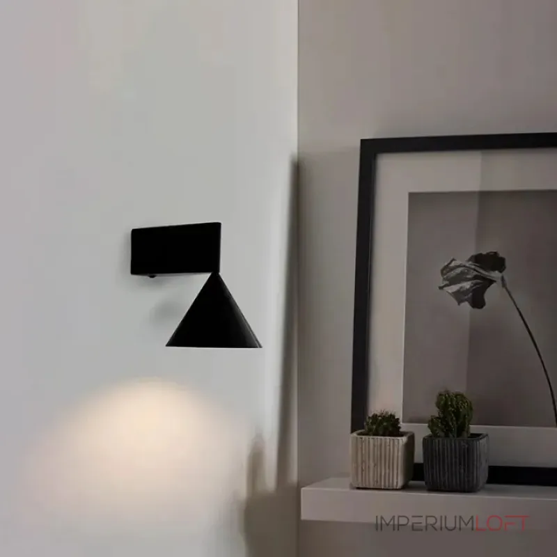 Настенные бра с коническим рассеивателем в минималистичном стиле ARIT Black ImperiumLoft