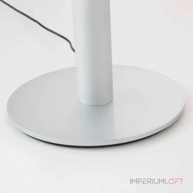 Серия минималистичных торшеров с регулируемым телескопическим рассеивателем на вертикальной стойке MILE Yellow от ImperiumLoft