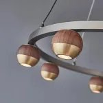 Подвесная светодиодная люстра с шарообразными плафонами из металла и массива дерева на кольцевом каркаса 4000К от ImperiumLoft