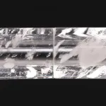 Серия реечных светодиодных светильников с цилиндрическими плафонами из хрустального стекла с узором Light Trail L122 от ImperiumLoft