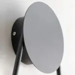 Серия настенных светодиодных светильников с белыми шарообразными плафонами на подвесном тросе Nano Orb Black от ImperiumLoft