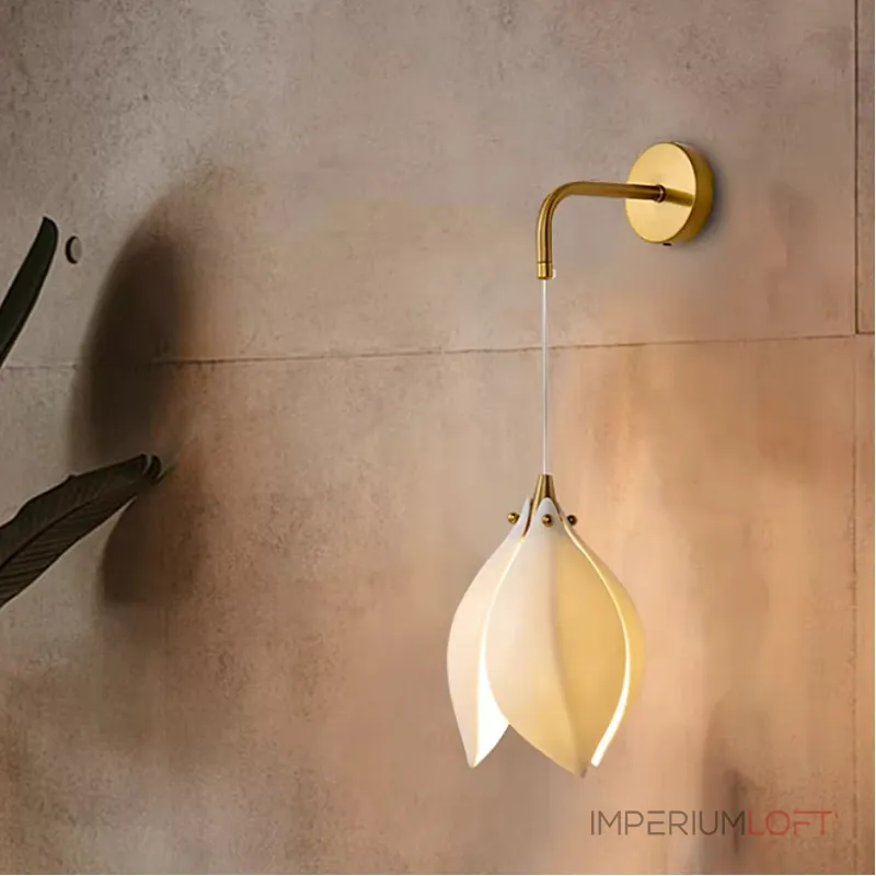 Дизайнерский настенный светильник с подвесным плафоном из нефритового фарфора в форме белого бутона Bud Wall от ImperiumLoft