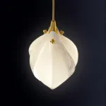 Дизайнерский настенный светильник с подвесным плафоном из нефритового фарфора в форме белого бутона Bud Wall от ImperiumLoft