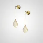 Дизайнерский настенный светильник с подвесным плафоном из нефритового фарфора в форме белого бутона Bud Wall от ImperiumLoft