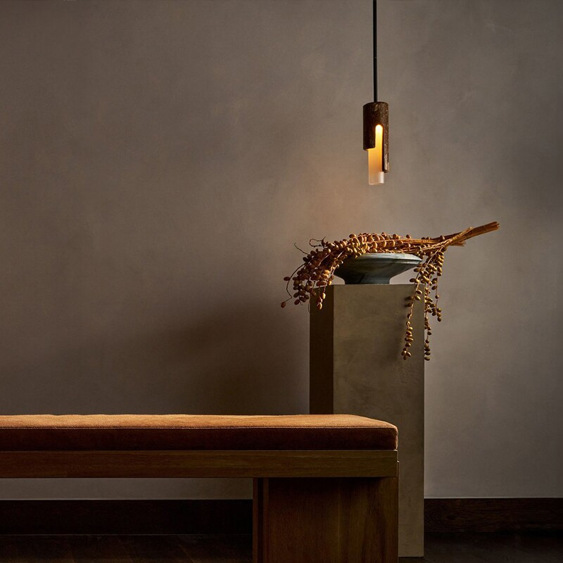 Подвесной светильник Stone Drop D с мраморными плафонами от Vinsa