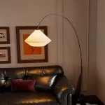Торшер Soft Arc с изящным основанием от Vinsa