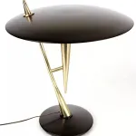 Настольная лампа Songlan Disk оригинальной формы от Vinsa