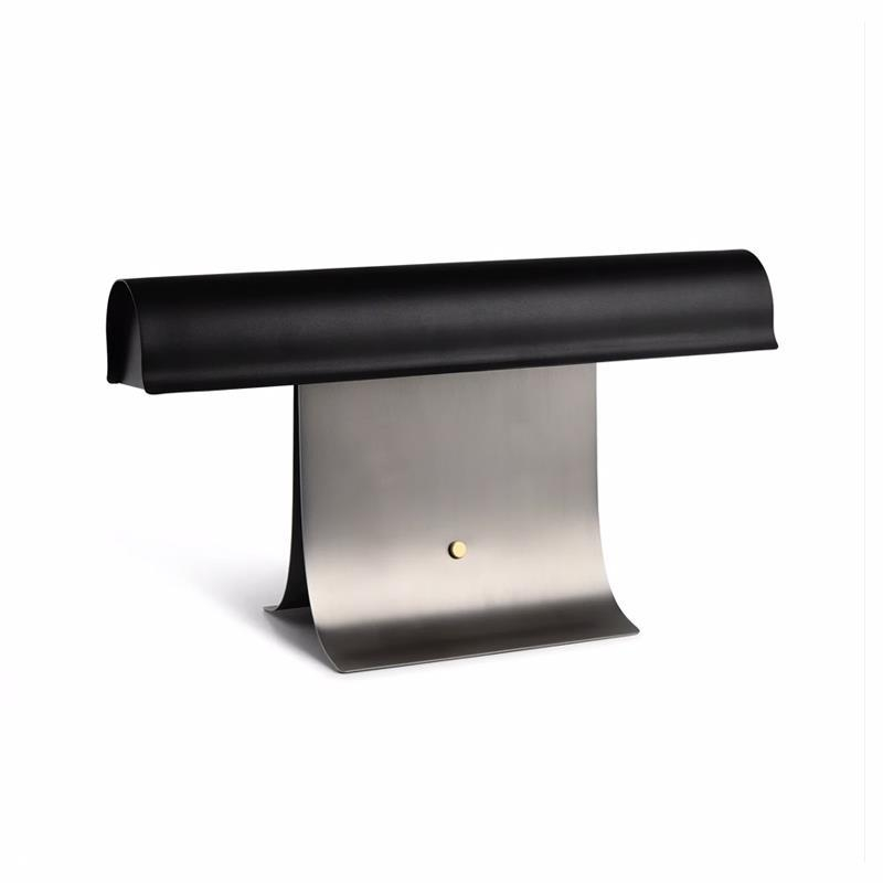 Настольная лампа ARCLUME B лаконичной формы от Vinsa Настольная лампа ARCLUME B лаконичной формы от Vinsa