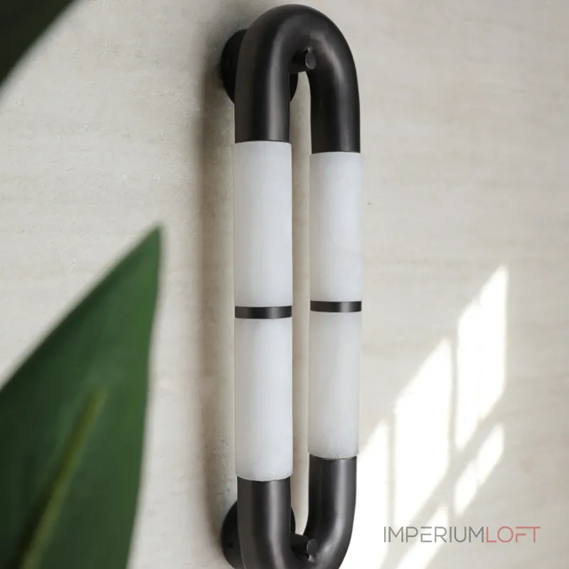 Настенный светильник Sleek Grip A с мраморными плафонами от Vinsa