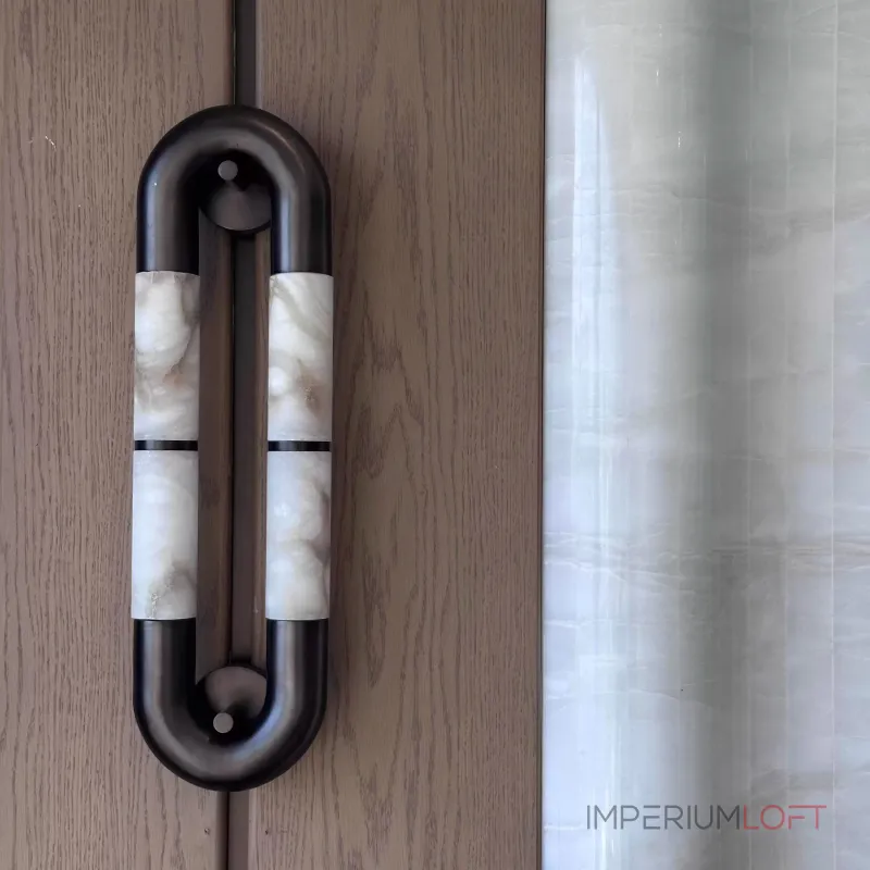 Настенный светильник Sleek Grip A с мраморными плафонами от Vinsa