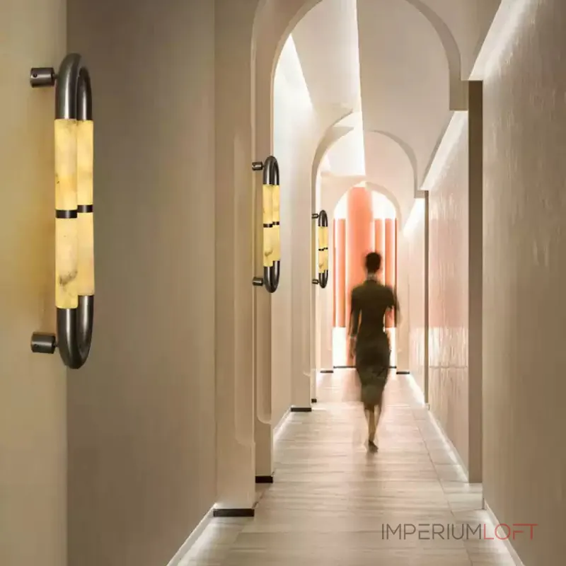 Настенный светильник Sleek Grip A с мраморными плафонами от Vinsa