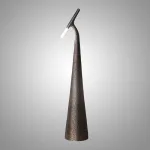 Торшер Chic Sweep с оригинальным фактурным основанием от Vinsa