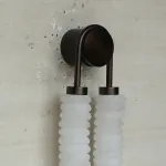 Настенный светильник Duo Glow ручной работы с мраморными плафонами от Vinsa