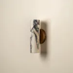 Настенный светильник Marble Fix A с плафоном из мрамора от Vinsa