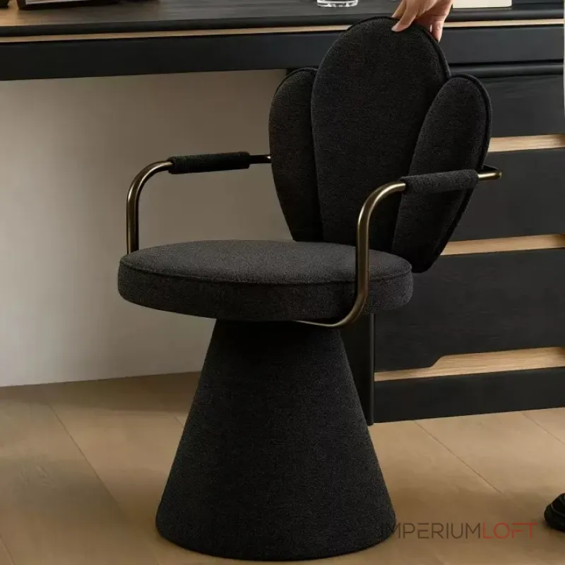 Интерьерное кресло Yulu Leaf B из вельвета с оригинальной спинкой от LaLume