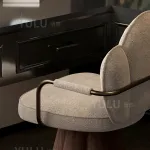 Интерьерное кресло Yulu Shell из вельвета с оригинальной спинкой от LaLume