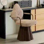 Интерьерное кресло Yulu Flower из вельвета с оригинальной спинкой от LaLume