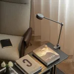 Настольная лампа Ziilamp Clip Silver с сенсорным включением от Vinsa