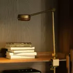 Настольная лампа Ziilamp Clip Gold с сенсорным включением от Vinsa