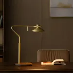 Настольная лампа Ziilamp Arc Gold с сенсорным включением от Vinsa