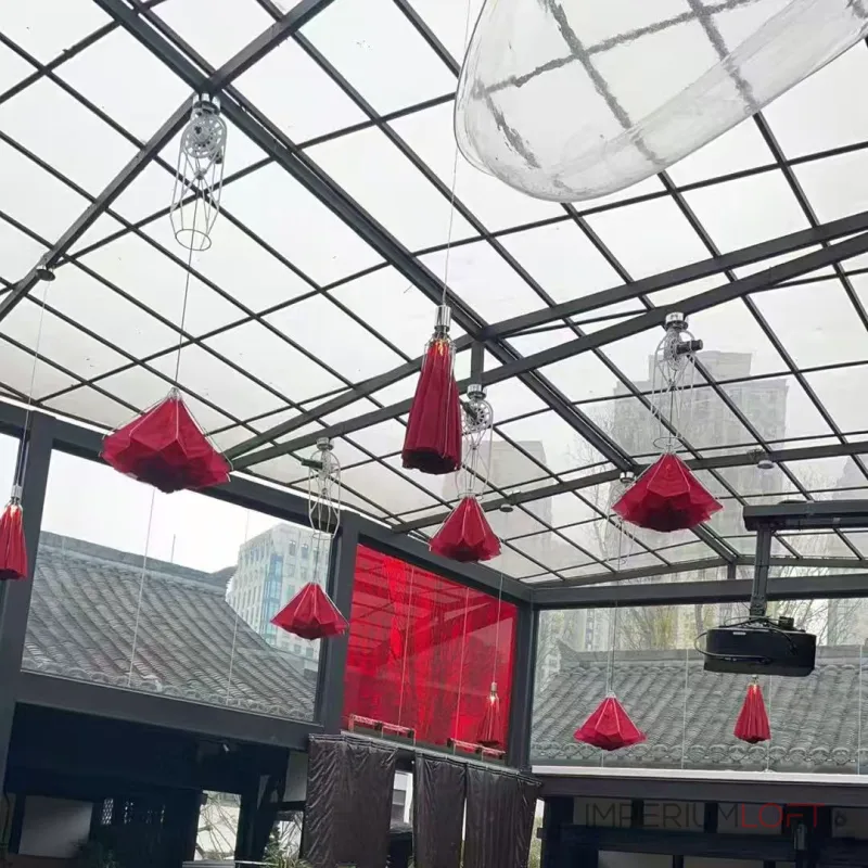 Подвесная люстра Silken Bloom C D80 с механизмом раскрытия и подъёма с плафоном в форме цветка от Vinsa Подвесная люстра Silken Bloom C D80 с механизмом раскрытия и подъёма с плафоном в форме цветка от Vinsa