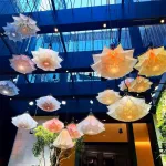 Подвесная люстра Silken Bloom A D150 с плафоном в форме цветка от Vinsa