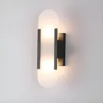Бра MELANGE ELONGATED SCONCE Black с лаконичным плафоном от ImperiumLoft