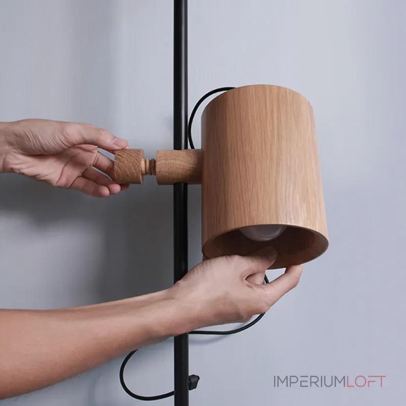 Деревянный настенный светильник под сменную лампу LeDron MYCW-YSL от ImperiumLoft