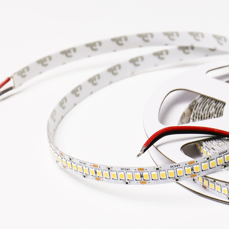 Светодиодная лента SWG Standard, 2835, 240 LED/м, 20 Вт/м, 24В , IP20, SWG2240-24-20-NW-M от ImperiumLoft Светодиодная лента SWG Standard, 2835, 240 LED/м, 20 Вт/м, 24В , IP20, SWG2240-24-20-NW-M от ImperiumLoft