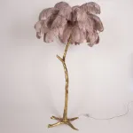 Торшер страусиные перья Feather Lamp A MODERN GRAND TOUR розовый от ImperiumLoft