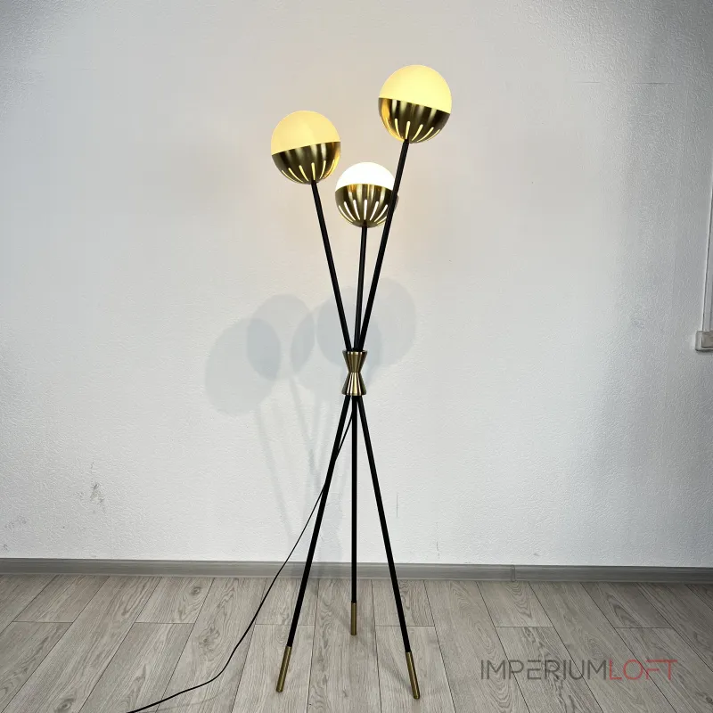 Торшер Caracas Tripod Floor Lamp от ImperiumLoft