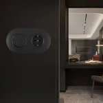 Выключатель круглый одноклавишный с розеткой, заземлением, шторками Arte Milano SET08-2-40-1-30-1 black от ImperiumLoft