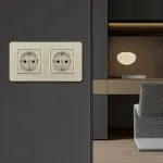 Розетка двойная (двухпостовая) с заземлением и шторками Arte Milano SET16-2-40-1x2 shampan от ImperiumLoft