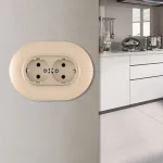 Круглая розетка двойная с заземлением и шторками Arte Milano SET08-double-40-2 shampan от ImperiumLoft