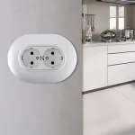 Круглая розетка двойная с заземлением и шторками Arte Milano SET08-double-40-2 silver от ImperiumLoft