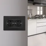 Розетка двойная с заземлением и шторками Arte Milano SET06-double-40-2 black от ImperiumLoft