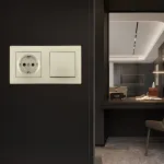 Выключатель одноклавишный с розеткой, заземлением, шторками Arte Milano SET06-2-30-1-40-1 shampan от ImperiumLoft