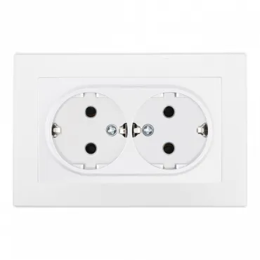 Розетка двойная с заземлением и шторками Arte Milano SET06-double-40-2 white Розетка двойная с заземлением и шторками Arte Milano SET06-double-40-2 white