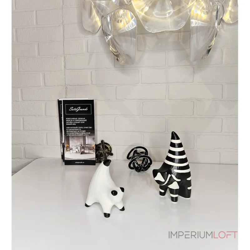 Статуэтка BlessLight Hand painted cat ornament-b 1020