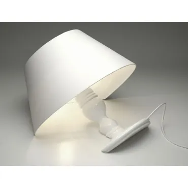 Лампа настольная titanic