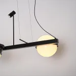 Реечный подвесной светильник PALMA Wall lamp 3 шара + 1 вазон горизонтальная от ImperiumLoft