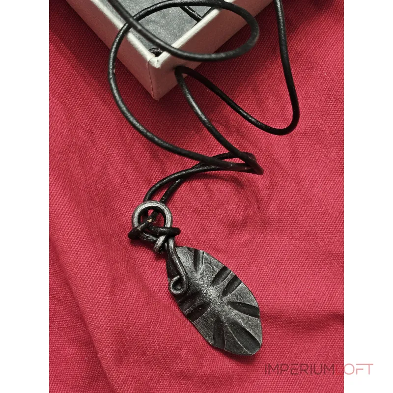 Кулон кованый на шнурке "Лепесток" Covali HC-1270 от ImperiumLoft Кулон кованый на шнурке "Лепесток" Covali HC-1270 от ImperiumLoft