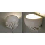 Бра Hands Lighted Wall Sconce by Richard Etts от ImperiumLoft